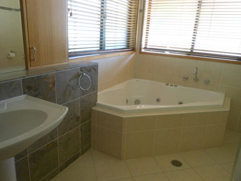 11 Coleman Street, Pearce ACT 2607
