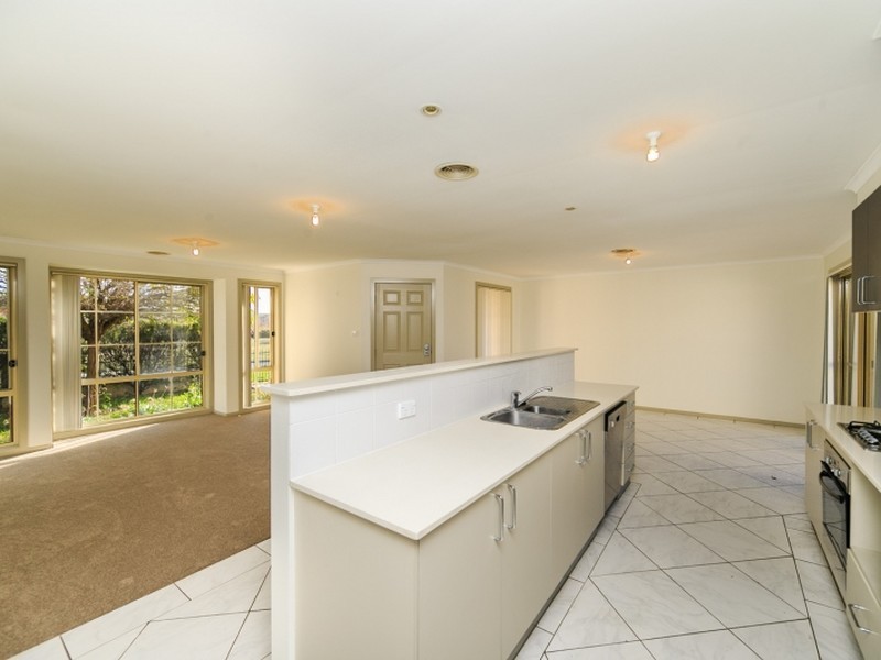 16 Paisley Street, Nicholls ACT 2913