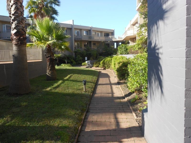213/10 Currie Crescent, Griffith ACT 2603