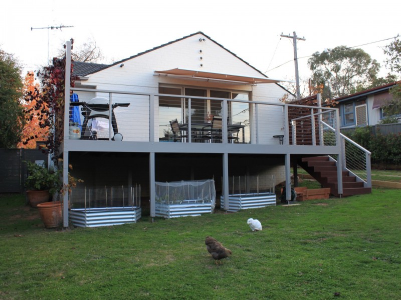 61 Caley Crescent, Narrabundah ACT 2604