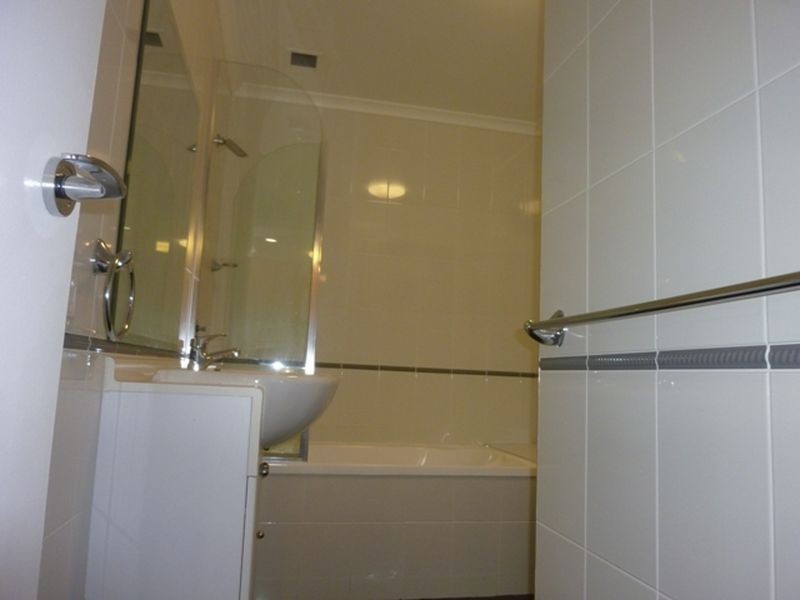 408/107 Canberra Avenue, Griffith ACT 2603