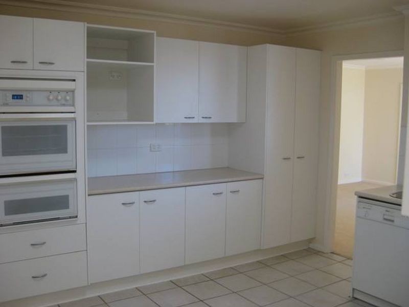 6 Cherry Place, Pearce ACT 2607
