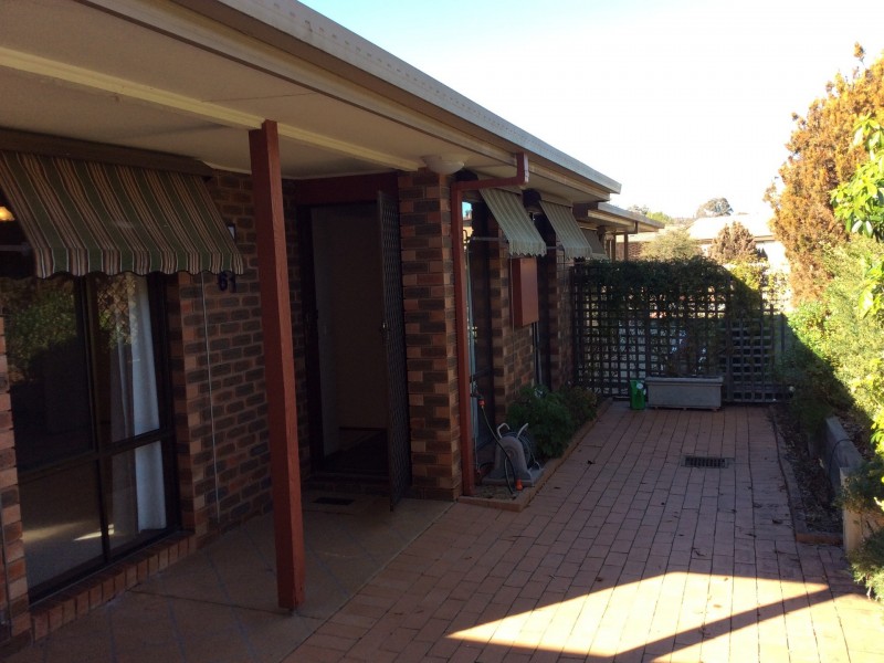 61 Summerville Crescent, Florey ACT 2615