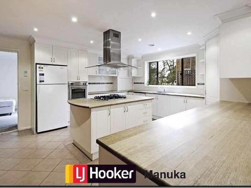 176 Captain Cook Crescent, Narrabundah ACT 2604