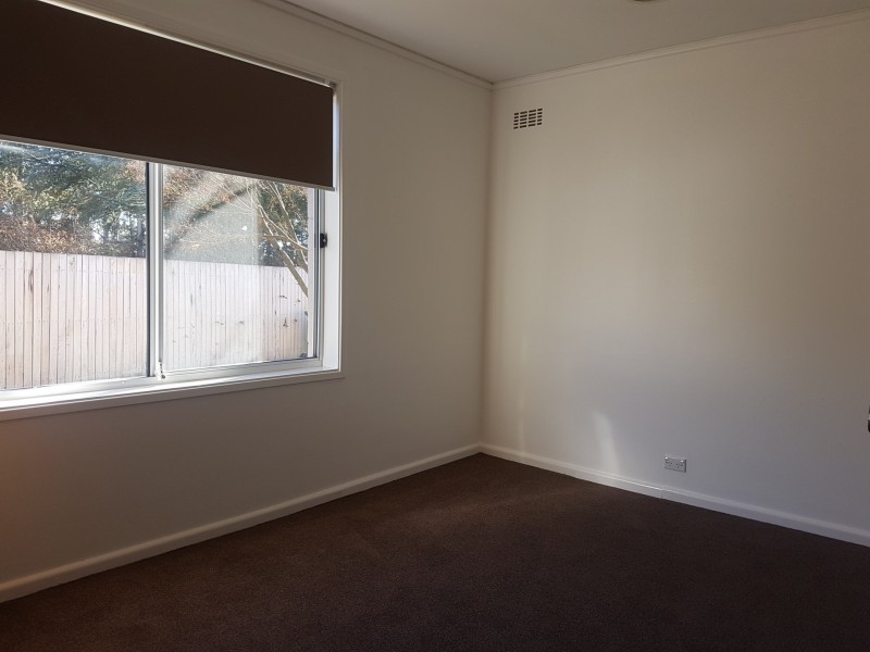 176 Captain Cook Crescent, Narrabundah ACT 2604