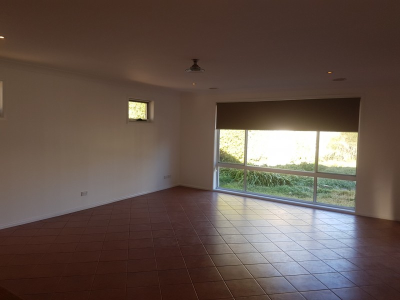 176 Captain Cook Crescent, Narrabundah ACT 2604