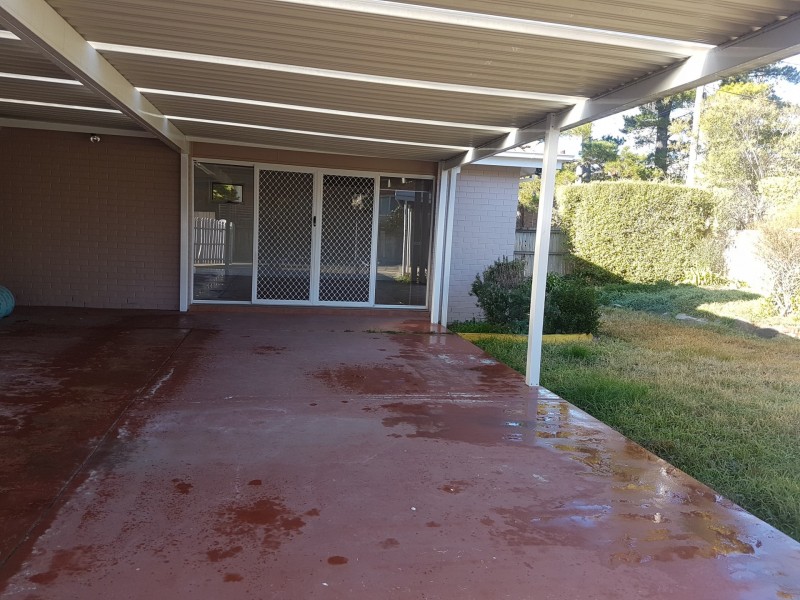 176 Captain Cook Crescent, Narrabundah ACT 2604