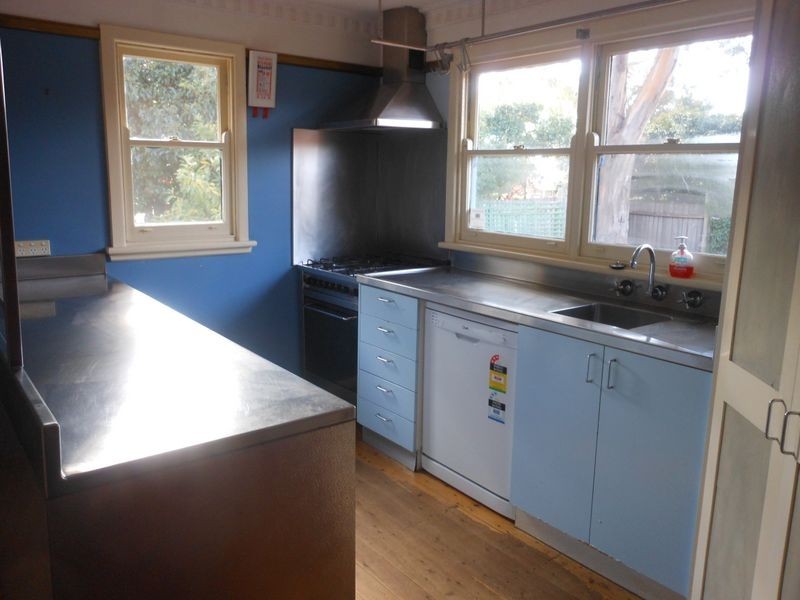 66 Boolimba Street, Narrabundah ACT 2604