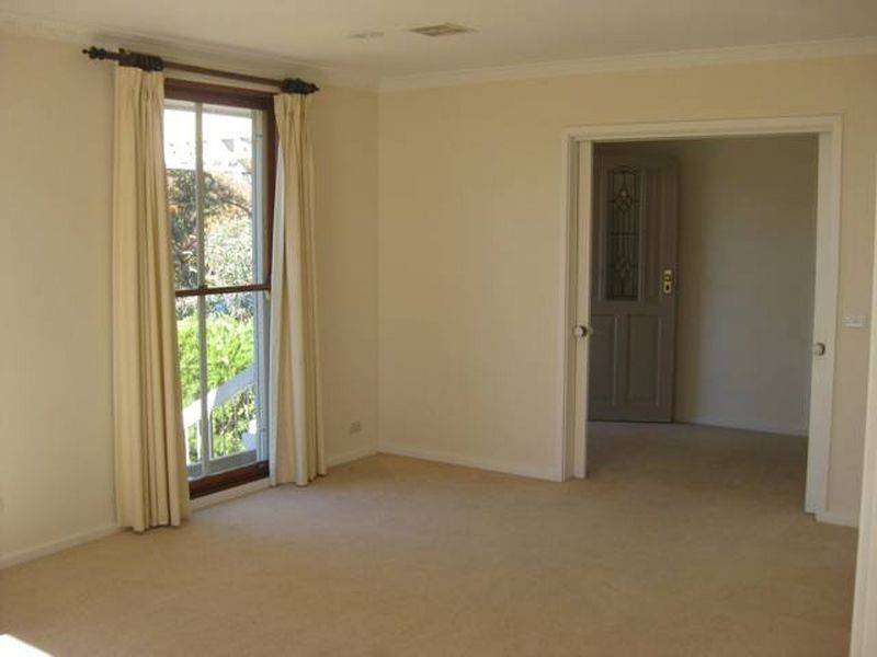 6 Cherry Place, Pearce ACT 2607