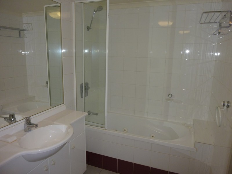 12/18 Captain Cook Crescent, Griffith ACT 2603