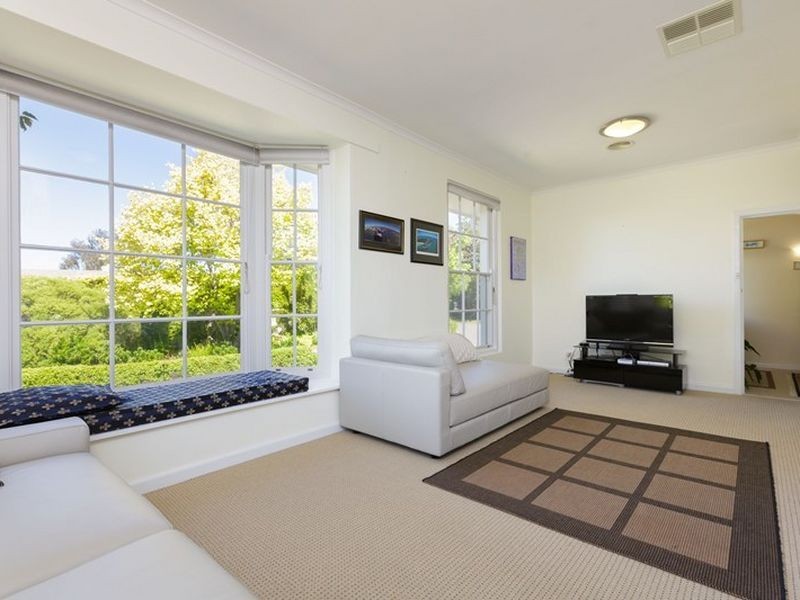 4 Penrhyn Street, Red Hill ACT 2603