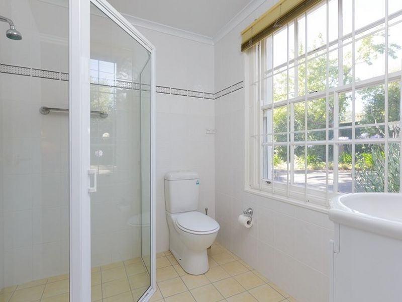 4 Penrhyn Street, Red Hill ACT 2603