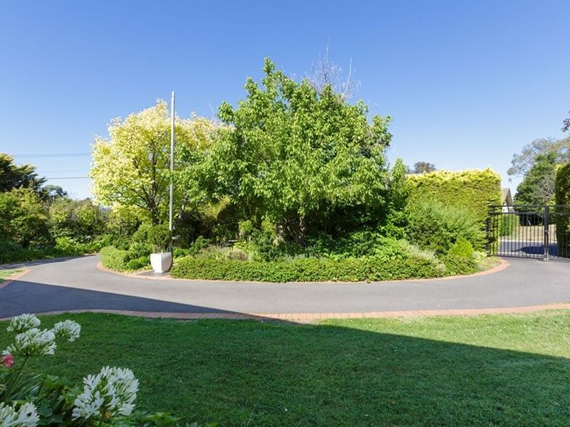 4 Penrhyn Street, Red Hill ACT 2603