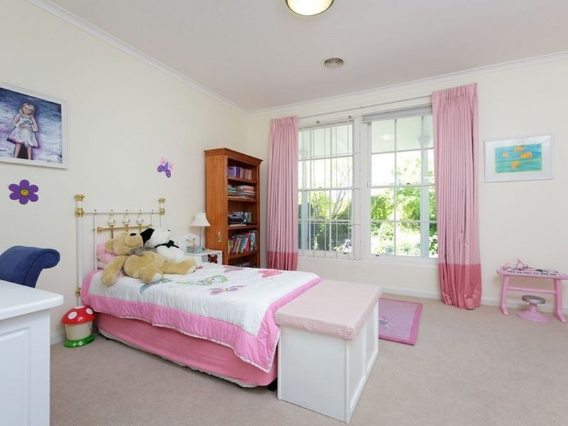 4 Penrhyn Street, Red Hill ACT 2603