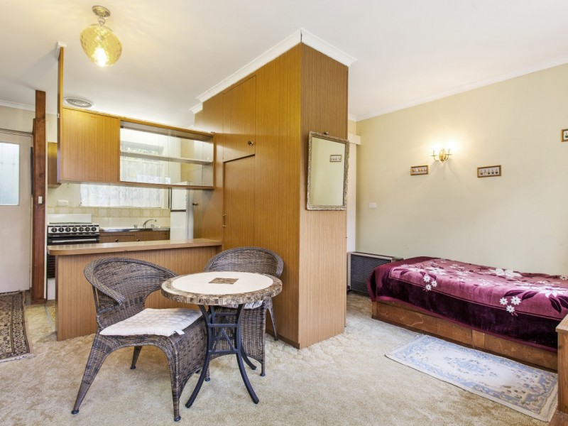 61 McCulloch Street, Curtin ACT 2605