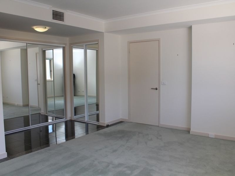 63/14 National Circuit, Barton ACT 2600