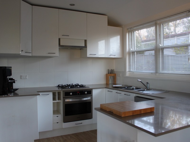 61 Caley Crescent, Narrabundah ACT 2604