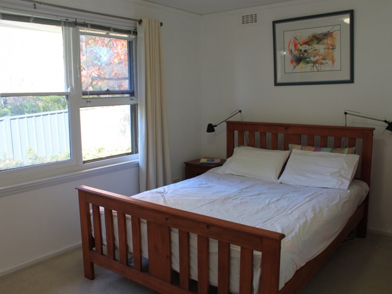 61 Caley Crescent, Narrabundah ACT 2604