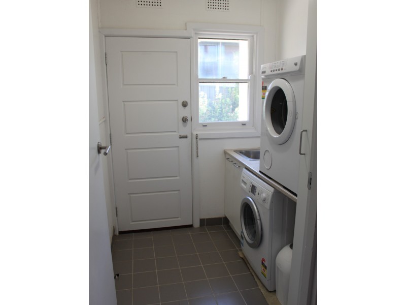 61 Caley Crescent, Narrabundah ACT 2604