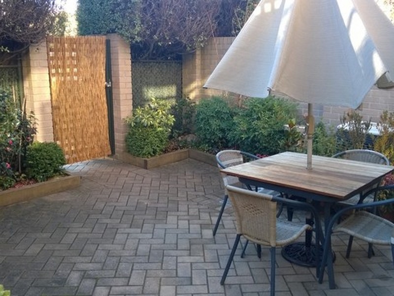 4/4 Hooker Place, Yarralumla ACT 2600