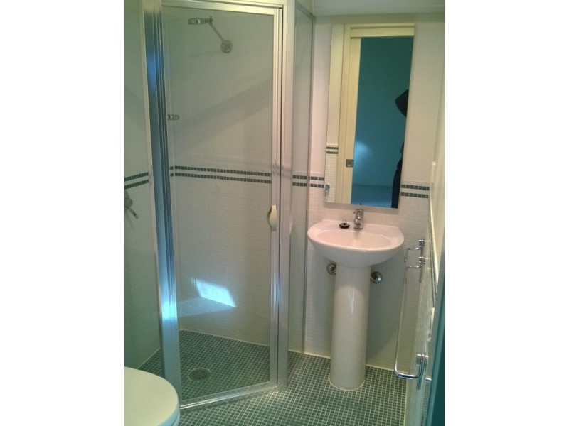 4/4 Hooker Place, Yarralumla ACT 2600