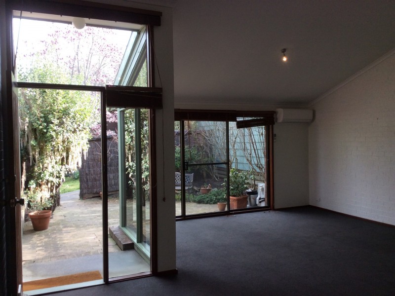 13/5 Lane Pool Place, Yarralumla ACT 2600