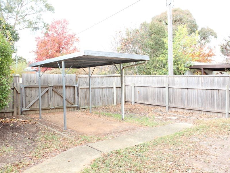 1 Buned Place, Giralang ACT 2617