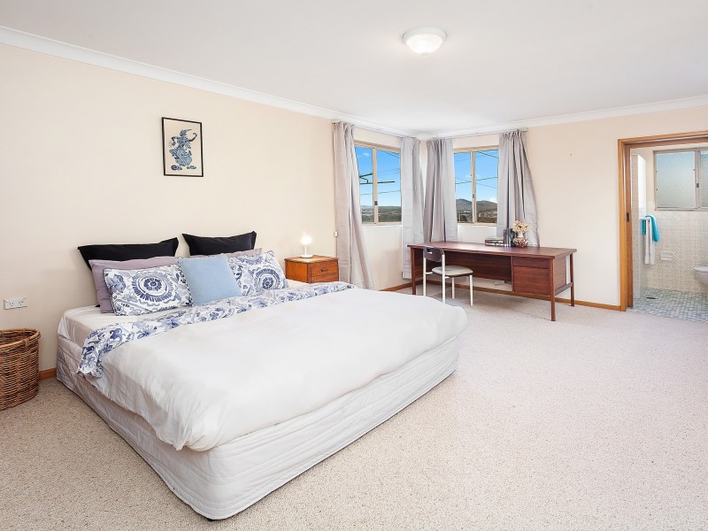 121 Mugga Way, Red Hill ACT 2603