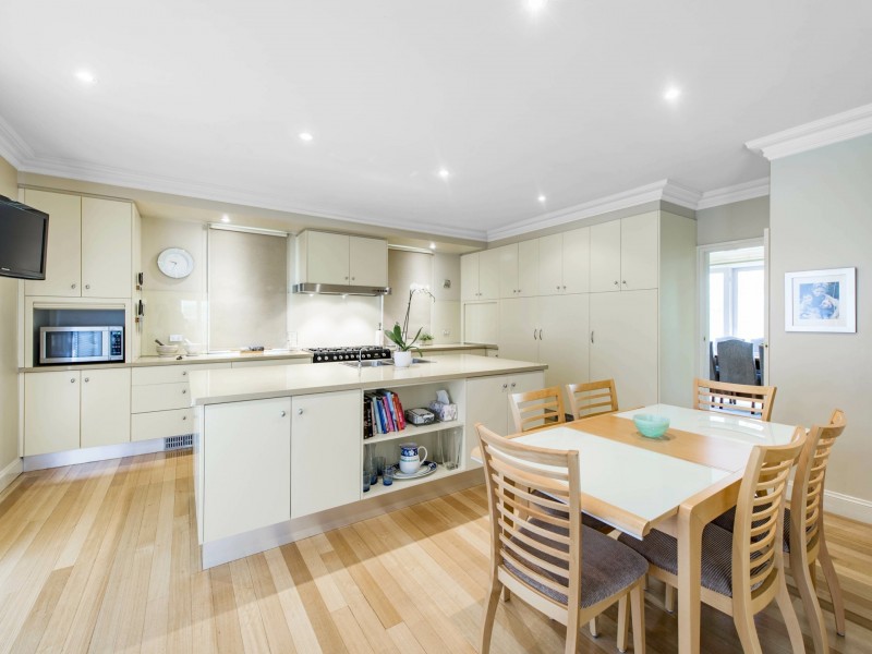 88 Empire Circuit, Deakin ACT 2600