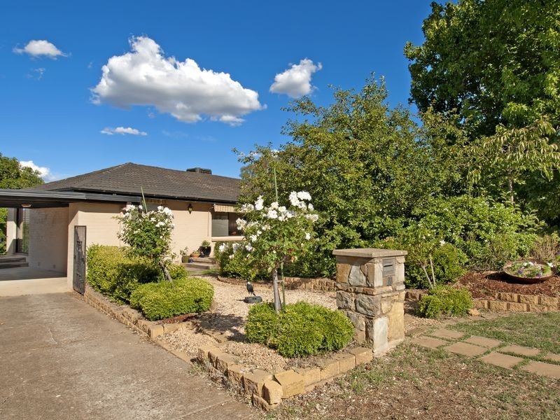 15 Wilsmore Crescent, Chifley ACT 2606