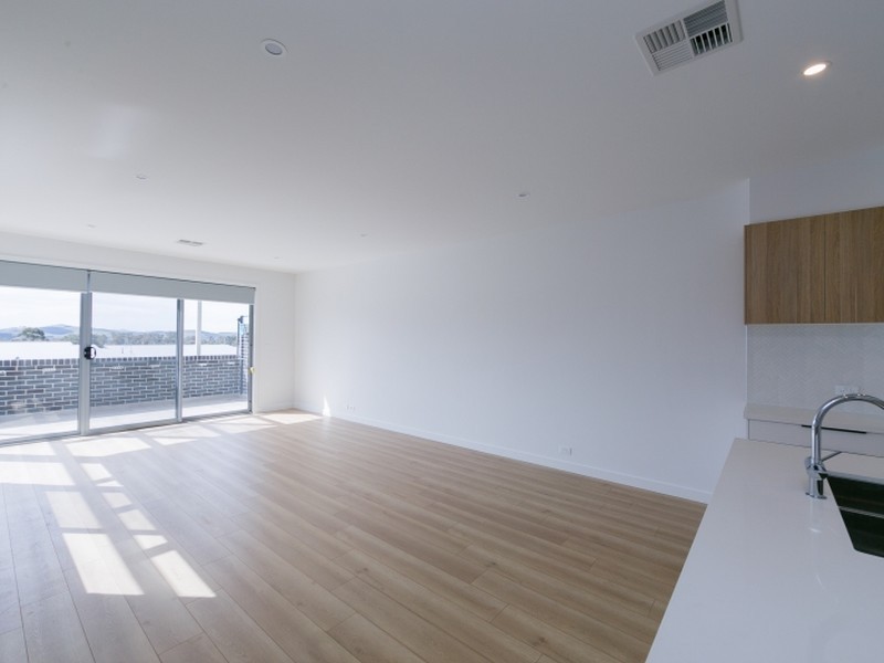 16/18 Sellbach Street, Weston ACT 2611