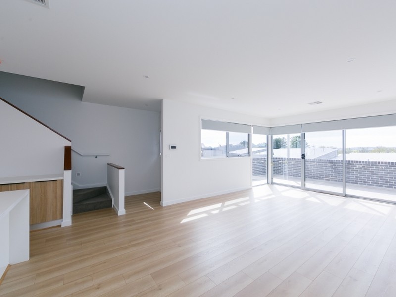 16/18 Sellbach Street, Weston ACT 2611