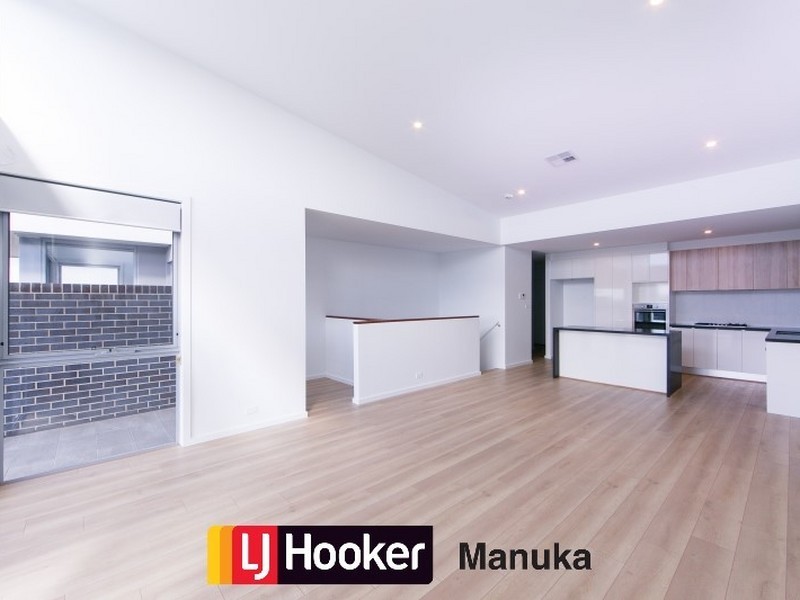 10/16 Sellbach Street, Weston ACT 2611