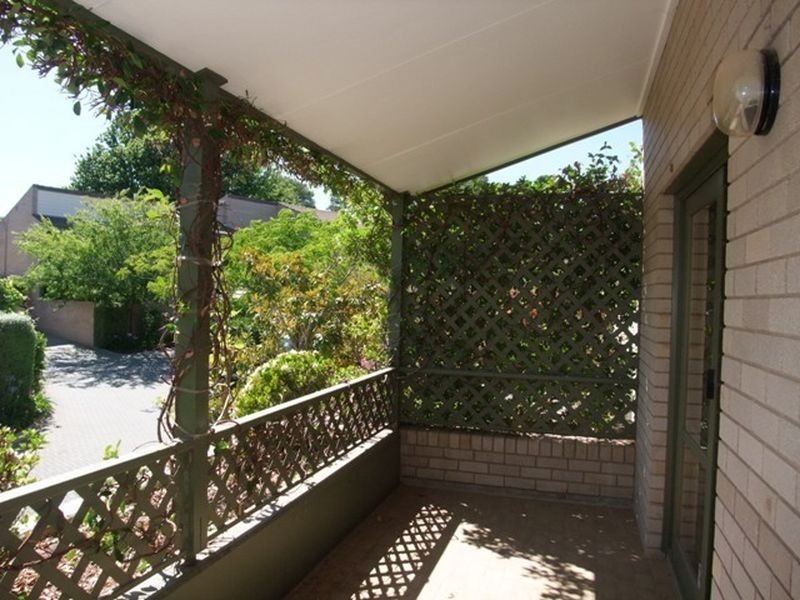 16/28 Black Street, Yarralumla ACT 2600