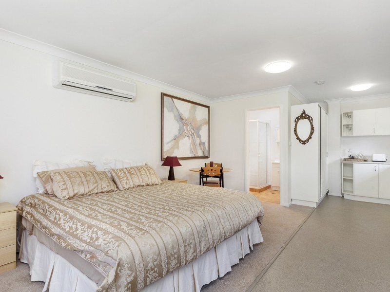 16 Durville Crescent, Griffith ACT 2603