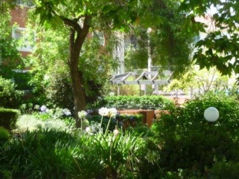 42/7 Empire Circuit, Forrest ACT 2603