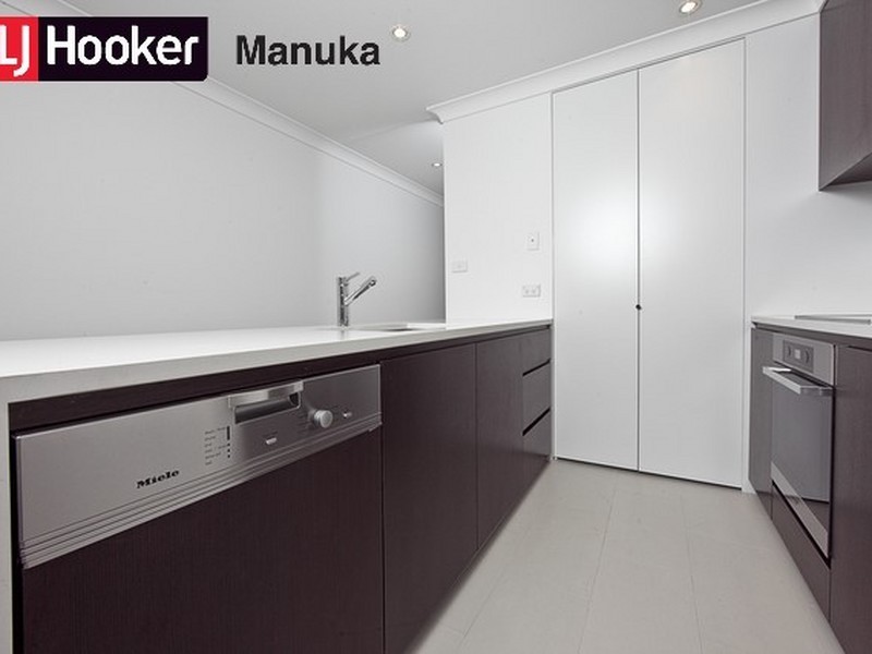 3/10 Dominion Circuit, Forrest ACT 2603