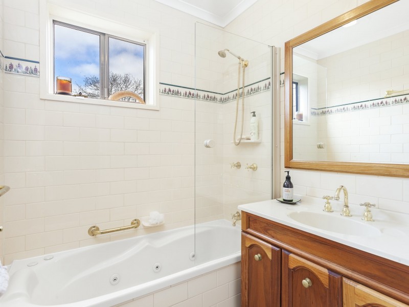 49 Theodore Street, Curtin ACT 2605