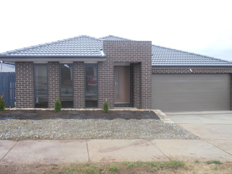 6 Alanvale Street, Harrison ACT 2914