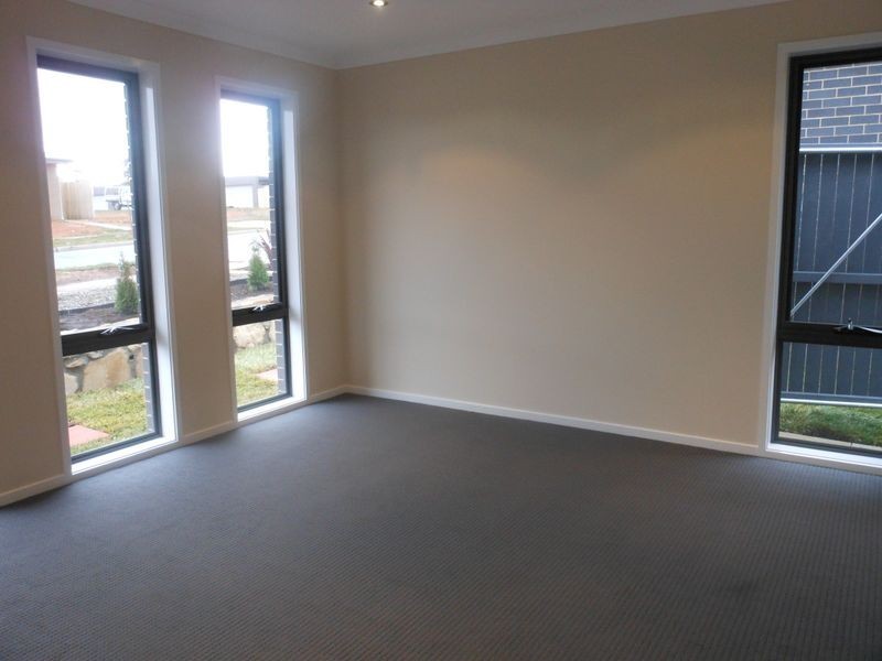 6 Alanvale Street, Harrison ACT 2914