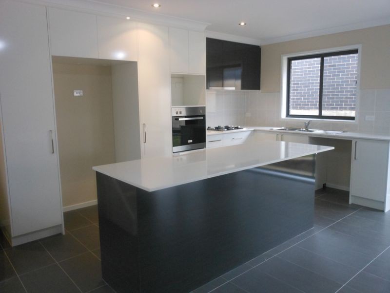 6 Alanvale Street, Harrison ACT 2914