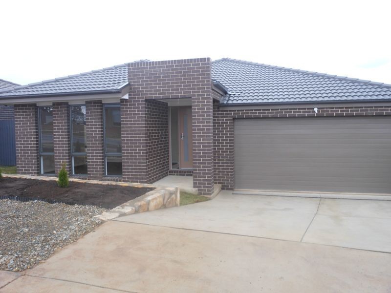 6 Alanvale Street, Harrison ACT 2914