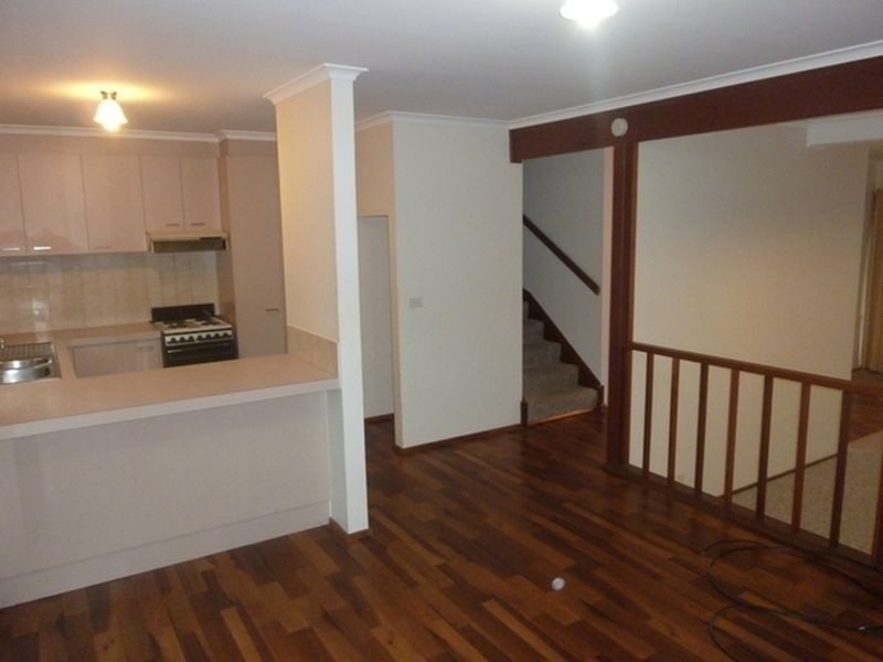 9/75 Rowe Place, Swinger Hill ACT 2606