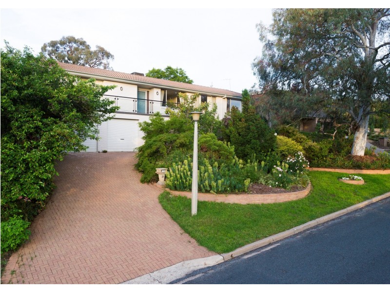 23 Hawkesbury Crescent, Farrer ACT 2607