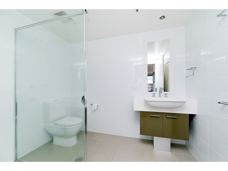 99/2 Edinburgh Avenue, City ACT 2601