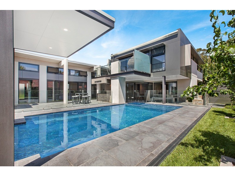 8 Gunn Street, Yarralumla ACT 2600