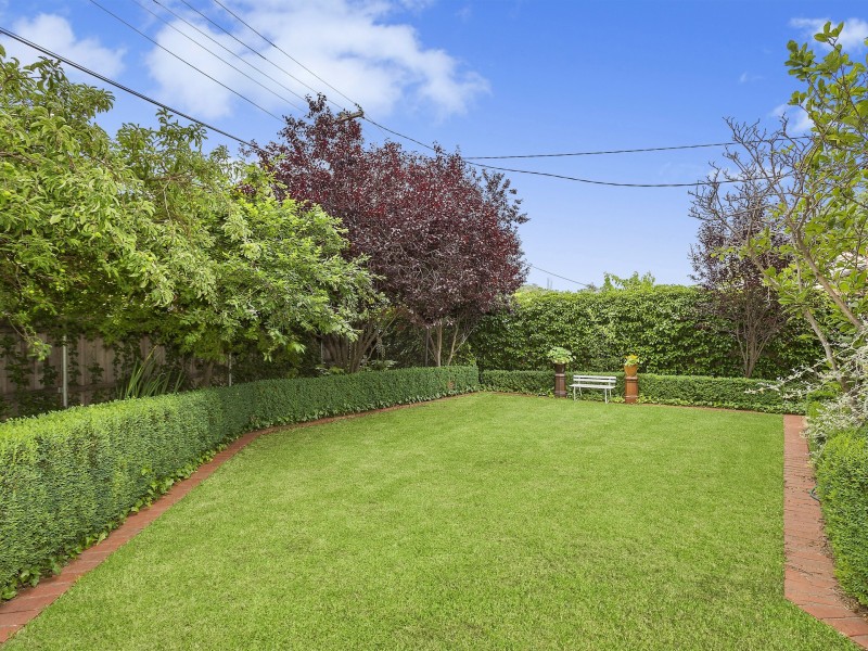 10 Stuart Street, Griffith ACT 2603