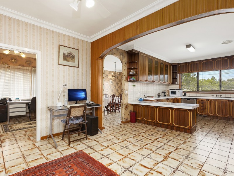 75 Sturt Avenue, Narrabundah ACT 2604