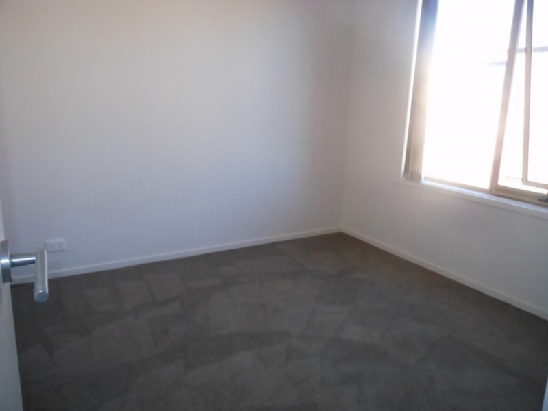 2 Toft Street, Dunlop ACT 2615