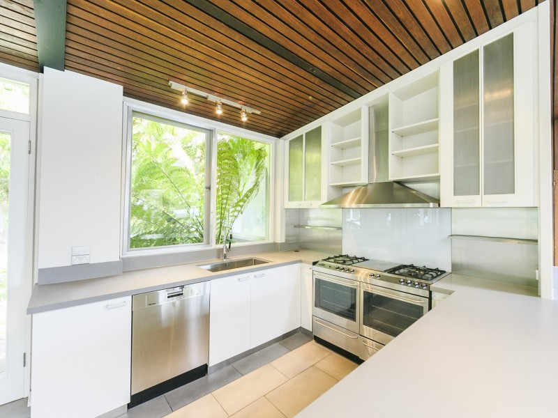 7 Canterbury Crescent, Deakin ACT 2600